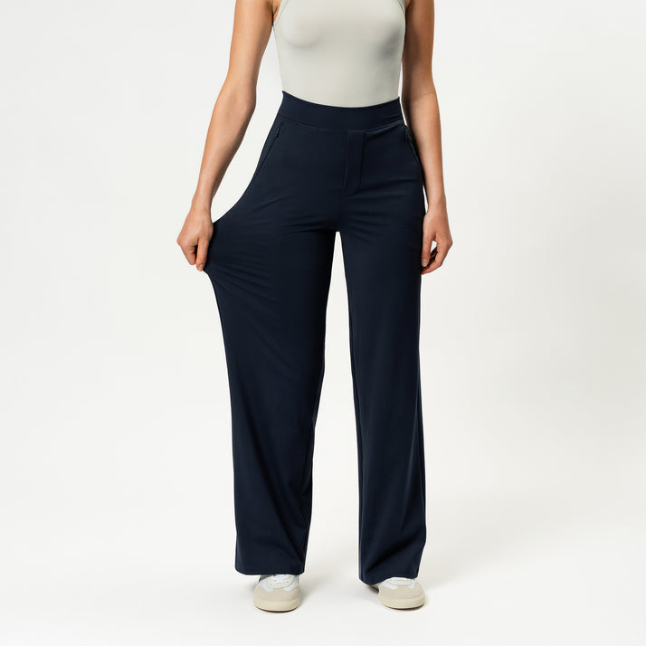 Clara Spodnie w Stylu Relaxed Straight