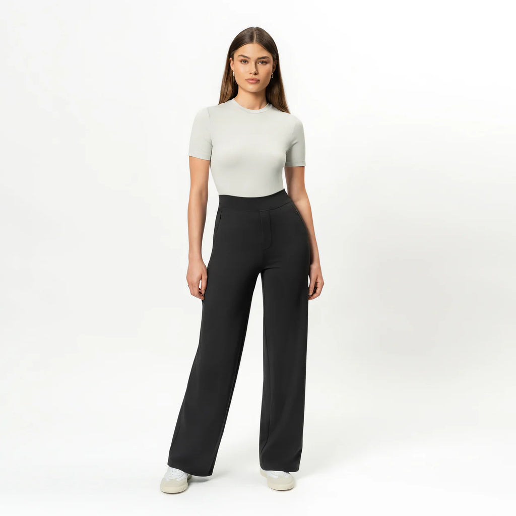 Clara Spodnie w Stylu Relaxed Straight