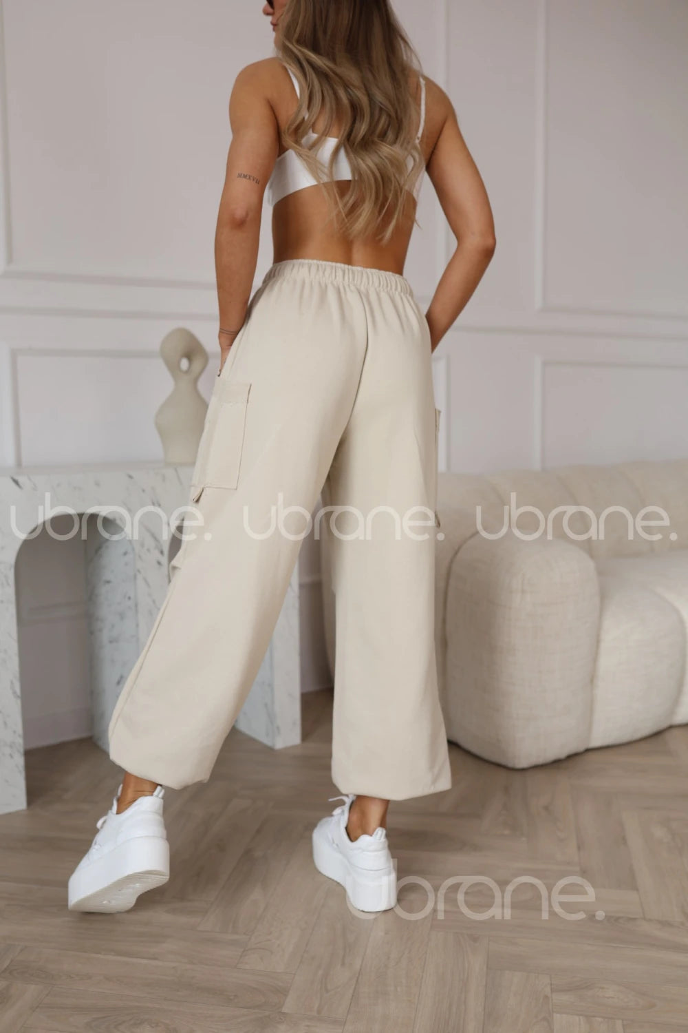 Spodnie dresowe jogger beż